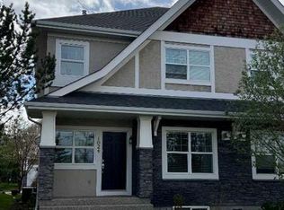 1024 W Wentworth Rise SW, Calgary, AB T3H5K1