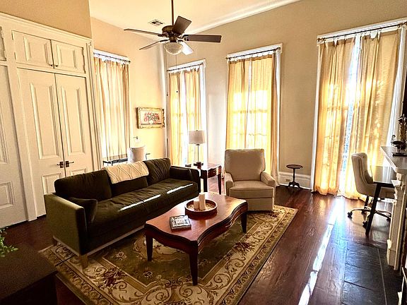 4th image of 1251 Esplanade Ave #2A