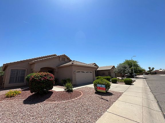 2nd image of 4623 E Mountain Vista Dr