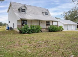 22250 N River Rd, Alva, FL 33920