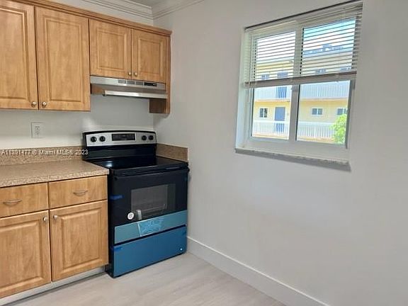 4th image of 7860 Camino Real #L313