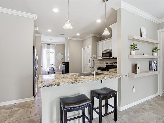 3rd image of 6424 Cameren Oaks Dr