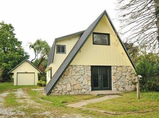 569 Shore Ln, Cicero, IN 46034