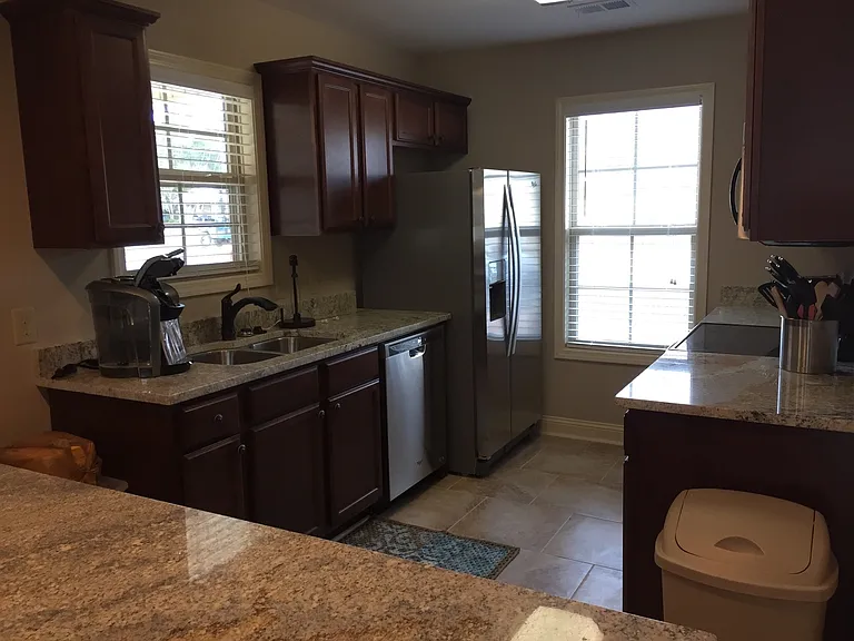 101 Gandy Dr — Photo 11