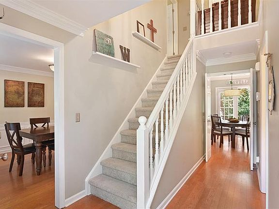 4th image of 9830 Summer Oaks Dr