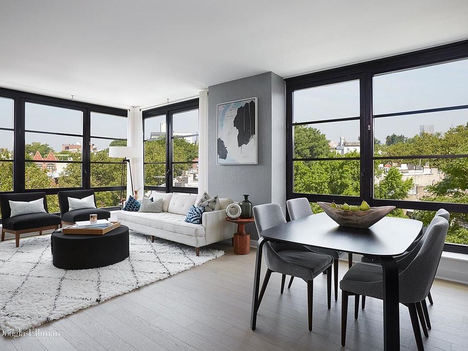 1st image of 365 Bond St APT B607