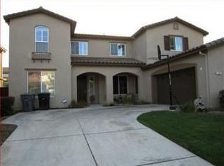 1891 Churchill Downs Cir, Oakdale, CA