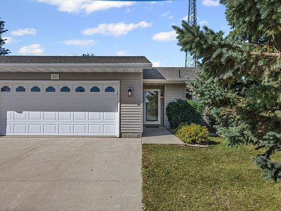 2nd image of 527 4th Circle Dr SE
