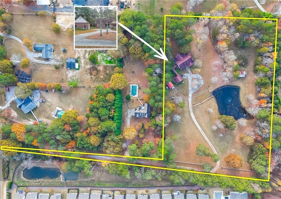 1st image of 525 Cooper Rd