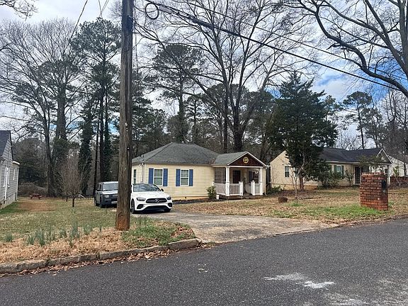 3rd image of 1985 McAfee Pl