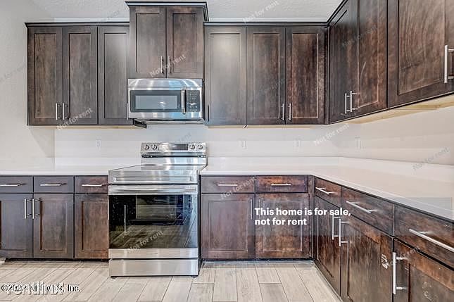1st image of 114 Servia Dr
