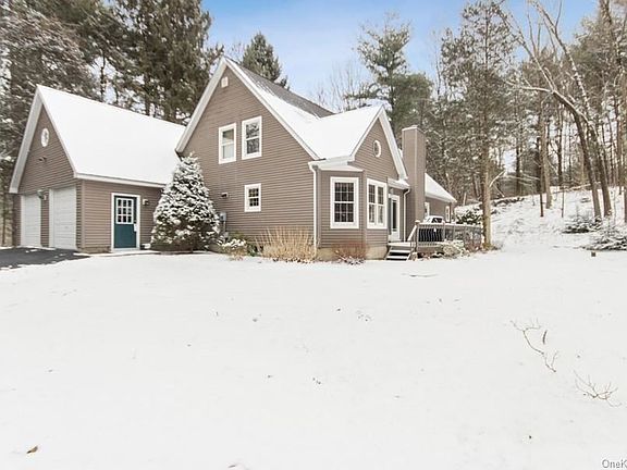 3rd image of 65 Connelly Dr