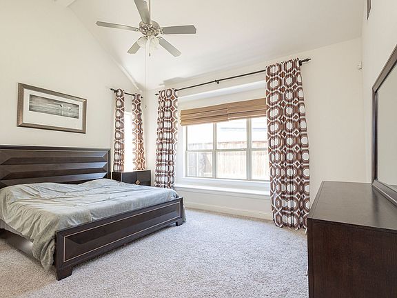 4th image of 8724 Majors Cir