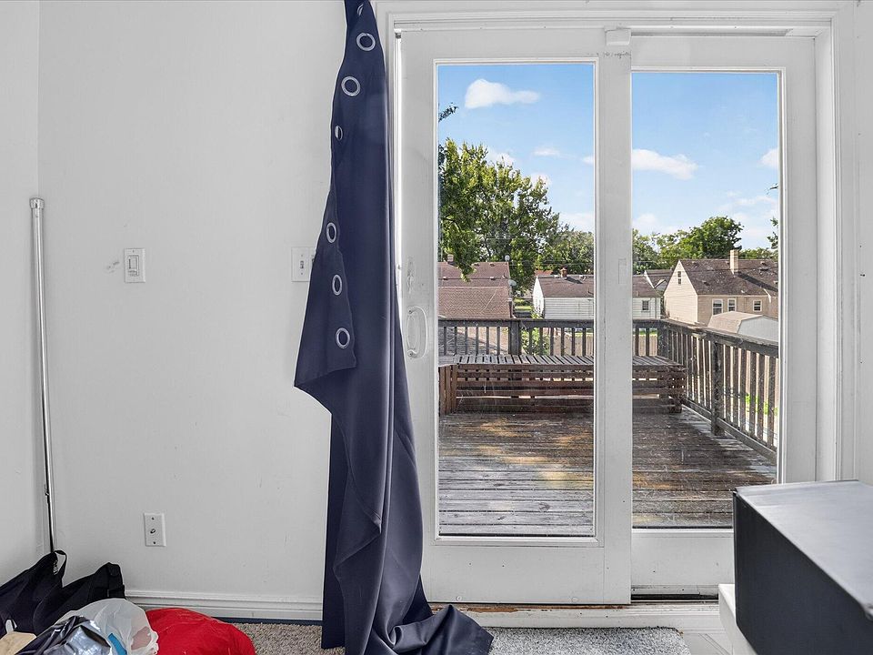 1603 Michigan Blvd, photo 27