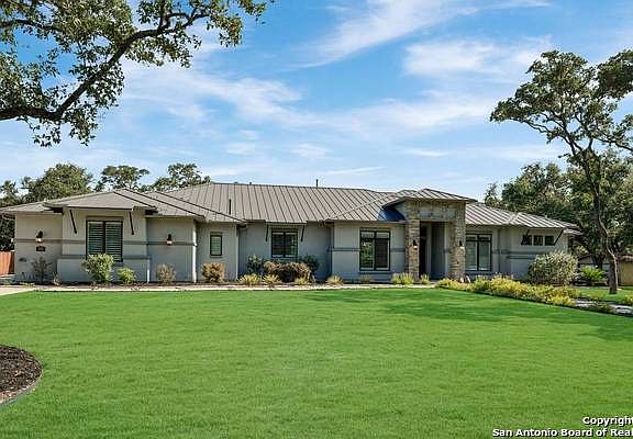 2nd image of 125 Sequoia Dr