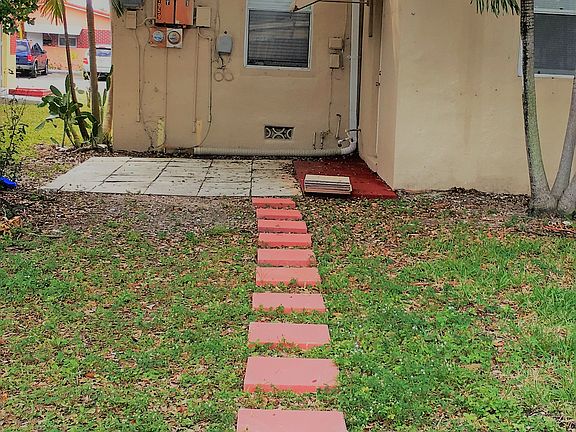 walkway from parking