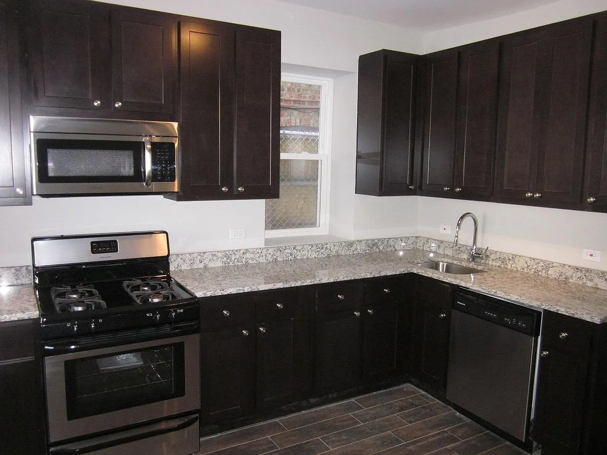 Building Photo - 2642 W Haddon Ave #1