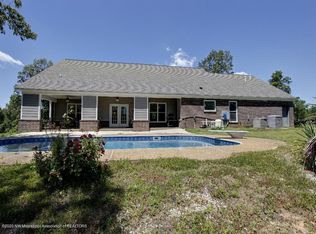 411 Jennifer Rd, Holly Springs, MS 38635