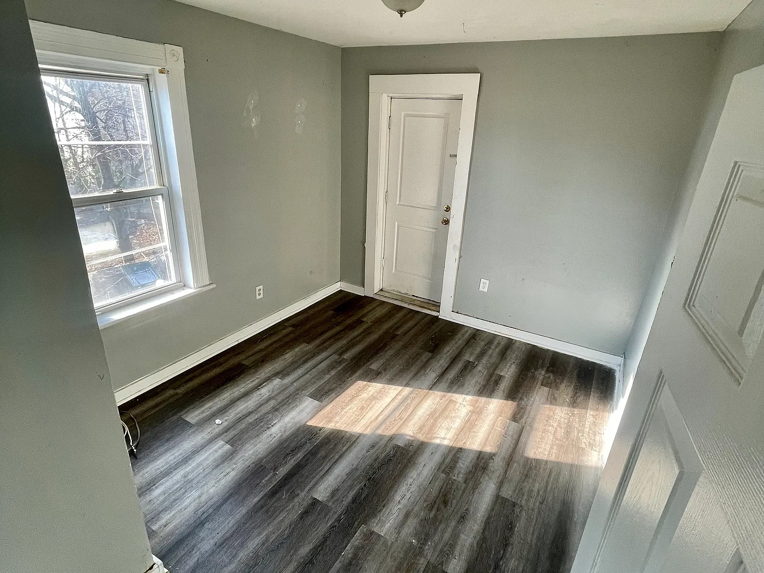 3 bed, $1,800 — Photo 4