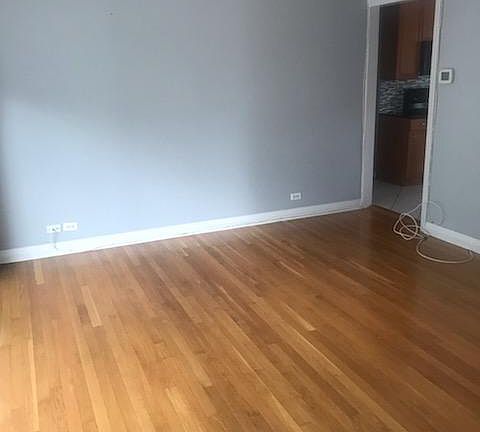 4th image of 1246 N Walnut Ave
