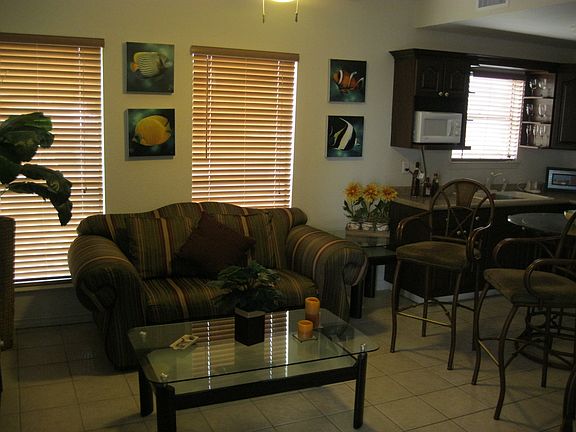 2nd image of 126 E Esperanza St #101