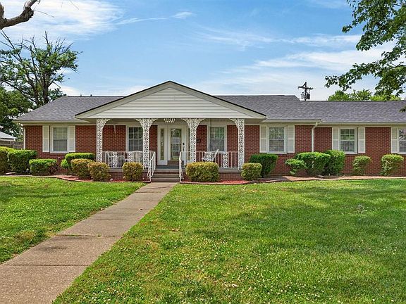 2nd image of 3108 Lewis Ln