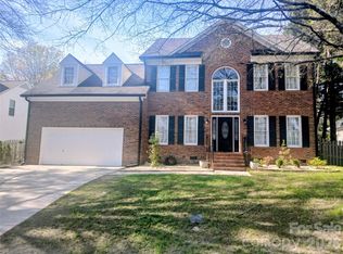 12702 Landing Green Dr, Charlotte, NC 28277