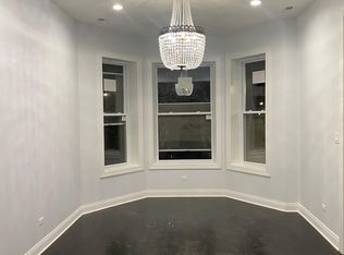 917 N Sacramento Blvd, Chicago, IL 60622
