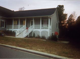 104 Gooseberry Dr, Holly Springs, NC 27540