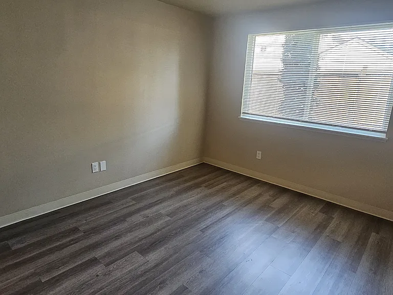 611 W Casino Rd #2A — Photo 13