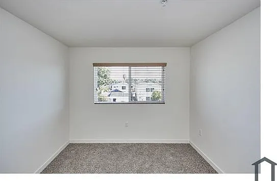 1315 W Florence Ave — Photo 6