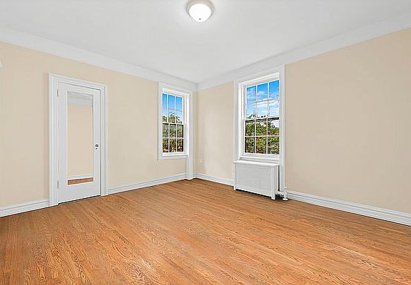 3rd image of 141 Columbia Hts APT 5C