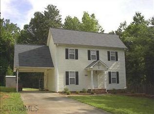4615 Crestview Dr, Winston Salem, NC 27103