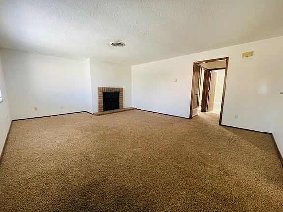 5th image of 3128 Hillrise Dr APT A