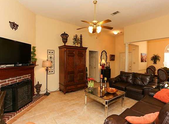 5th image of 1288 River Bank Dr