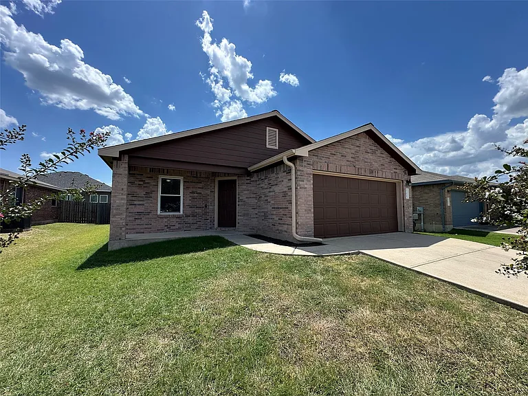 705 Morgan Dr — Photo 17