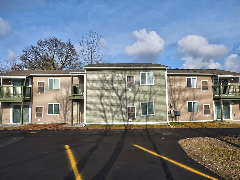 816 Asylum St #3 — Photo 4