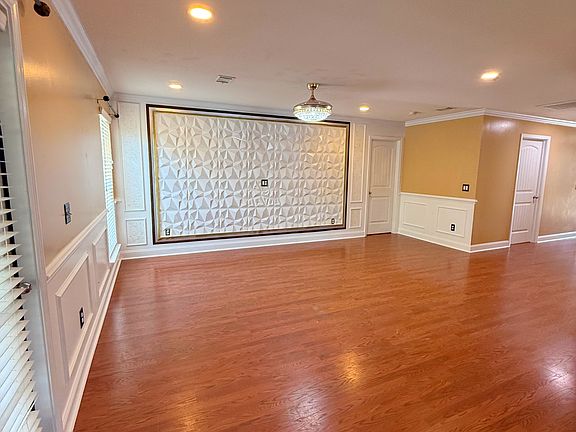 Living room 2