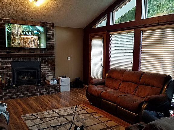 2nd image of 4415 NW Shelley Dr