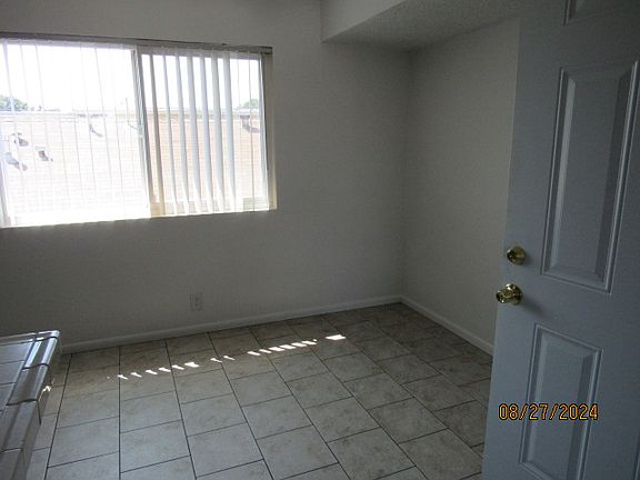 3rd image of 3458 W 67th St #4