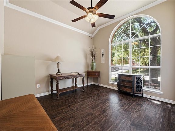 5th image of 4621 Angelina Way