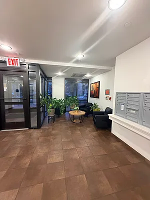 Entry / hallway, photo 2