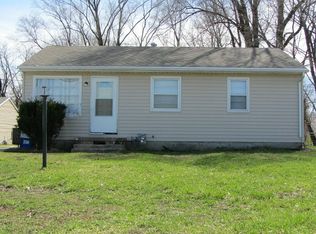 1754 Newell St, Waterloo, IA 50707