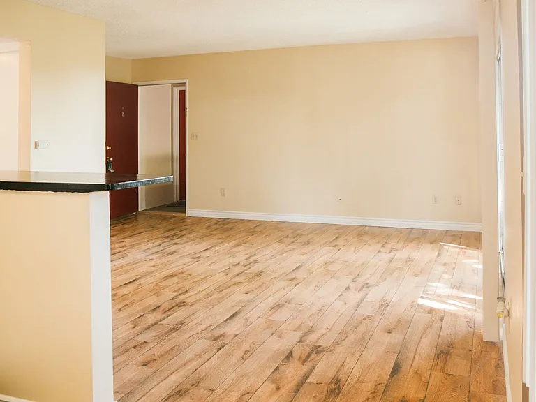 Grossmont Terrace Apartments — Photo 23