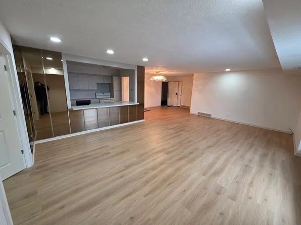 2202 Acacia Cir Unit 612, Cleveland, OH 44124