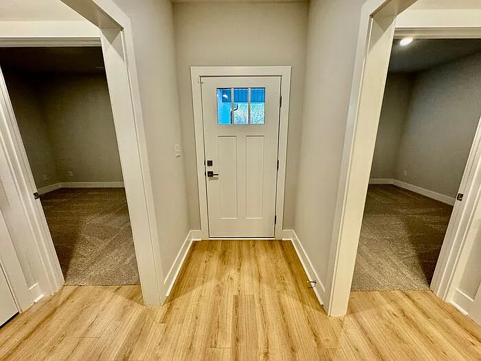 467 Raleigh Elm Dr — Photo 3