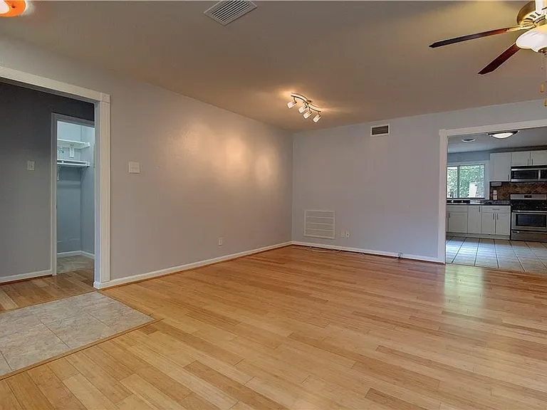 8115 Claremont Dr — Photo 6