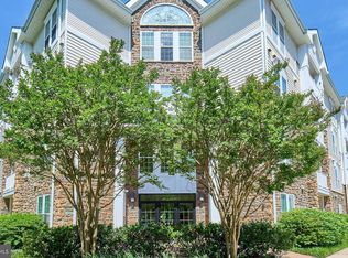 Mercer Park Condominium, Aldie, VA 20105