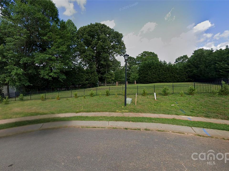 2nd image of 5049 Ashley Place Dr