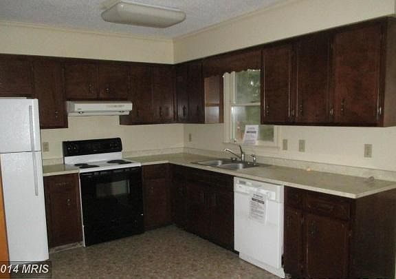4th image of 4 Belmont Pl